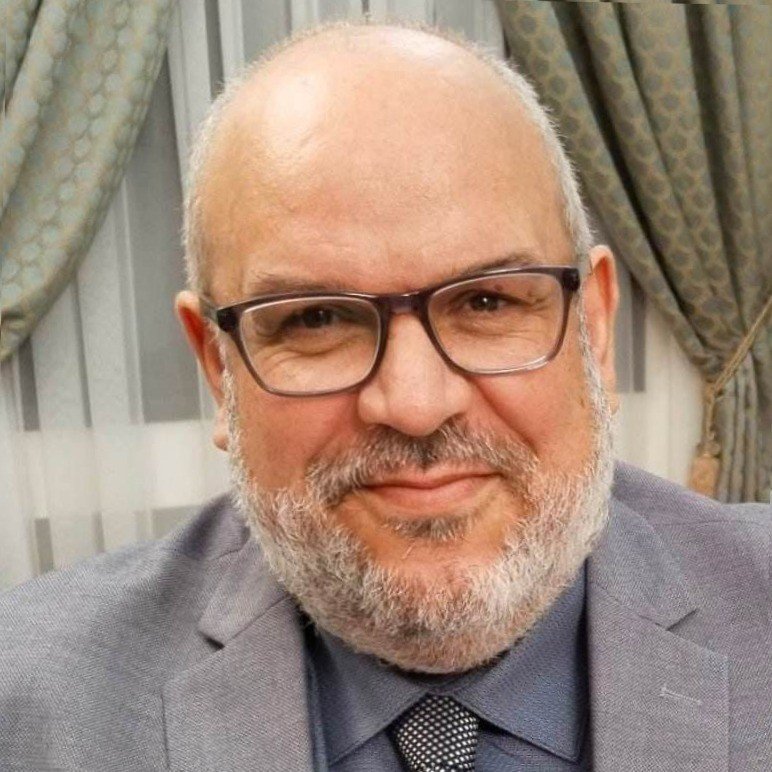 Nikos Gouraros - Home